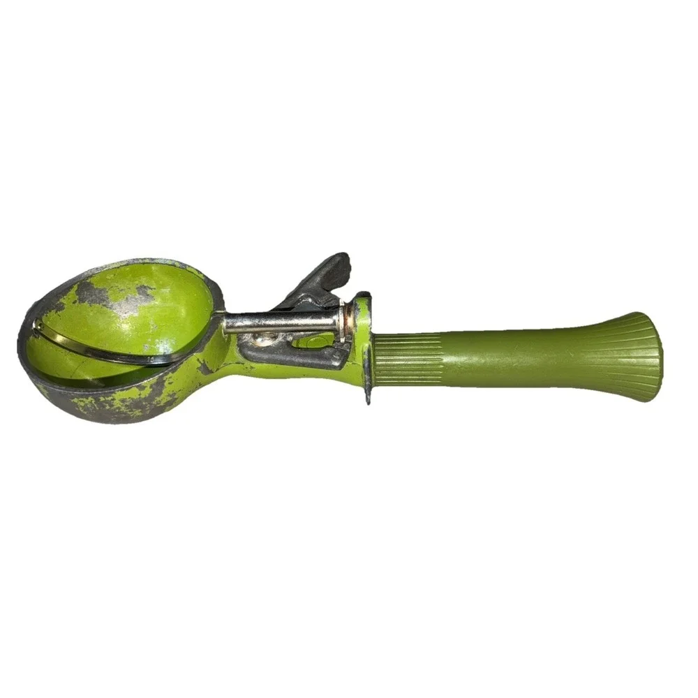 Vintage Disher Ice Cream Scoop Green Bonny Products USA  Size 16 2.5